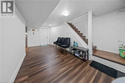 42 Tupper Crescent Kitchener ON N2B 2X9