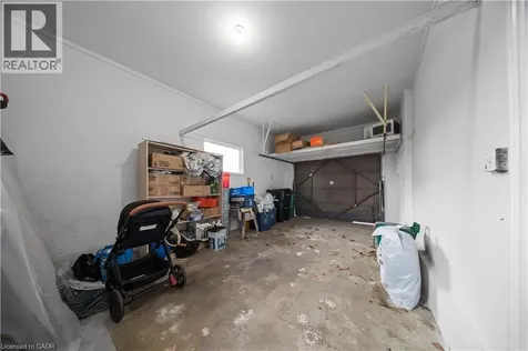 42 Tupper Crescent Kitchener ON N2B 2X9
