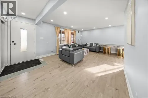 42 Tupper Crescent Kitchener ON N2B 2X9
