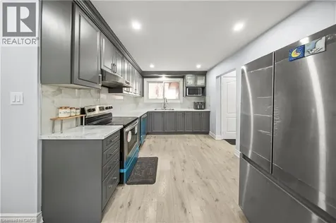 42 Tupper Crescent Kitchener ON N2B 2X9