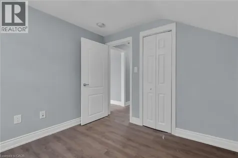 27 Lasalle Street Welland ON L3B 4J5