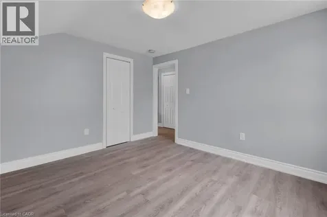 27 Lasalle Street Welland ON L3B 4J5