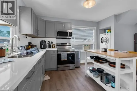 27 Lasalle Street Welland ON L3B 4J5