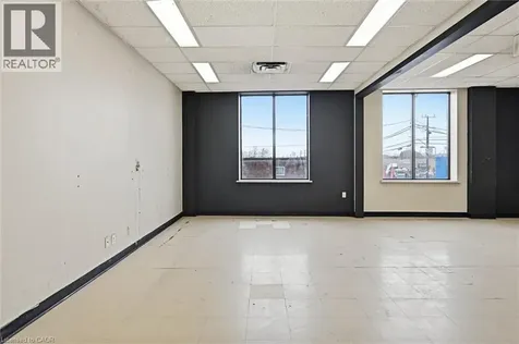 869 Barton Street East Hamilton ON L8L 3B4