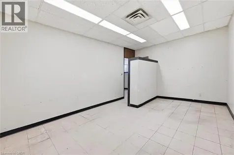 869 Barton Street East Hamilton ON L8L 3B4