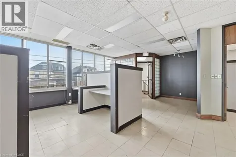 869 Barton Street East Hamilton ON L8L 3B4