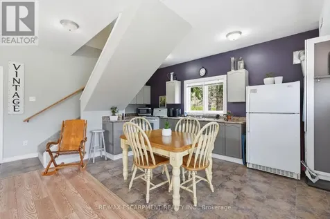 19 Concession 5 E Hamilton ON L8B 1K4