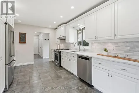 19 Concession 5 E Hamilton ON L8B 1K4