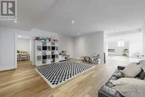 110 Sladden Court Blue Mountains ON N0H 2P0