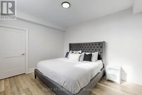 110 Sladden Court Blue Mountains ON N0H 2P0