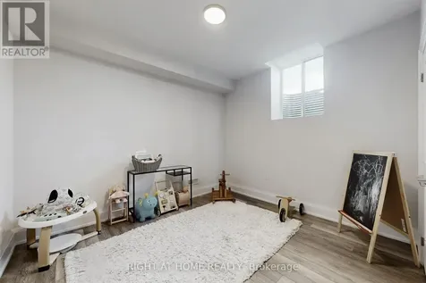 110 Sladden Court Blue Mountains ON N0H 2P0