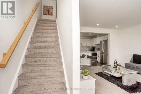 11 Winterton Court Orangeville ON L9W 7N5