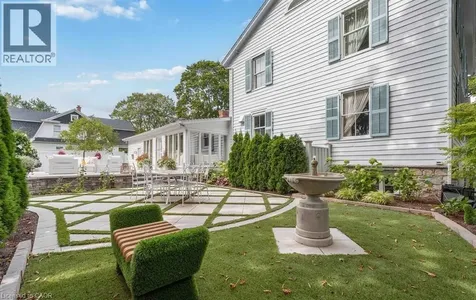 94 Prideaux Street Niagara-on-the-lake ON L0S 1J0