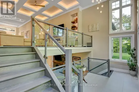 1443 Duchess Crescent Ottawa ON K4M 1K2