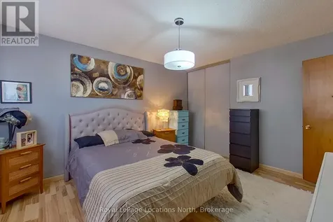 152 Melrose Avenue Wasaga Beach ON L9Z 2T1