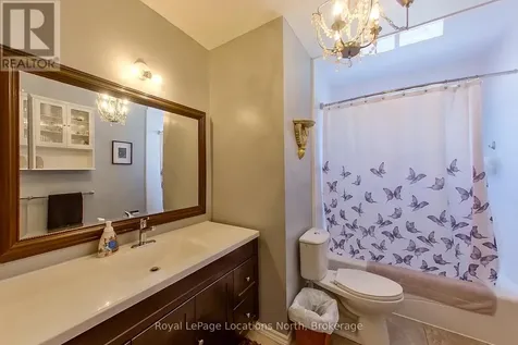 152 Melrose Avenue Wasaga Beach ON L9Z 2T1