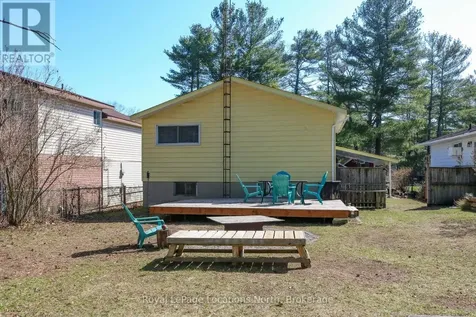 152 Melrose Avenue Wasaga Beach ON L9Z 2T1