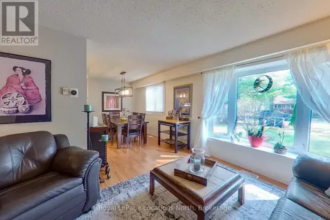 152 Melrose Avenue Wasaga Beach ON L9Z 2T1