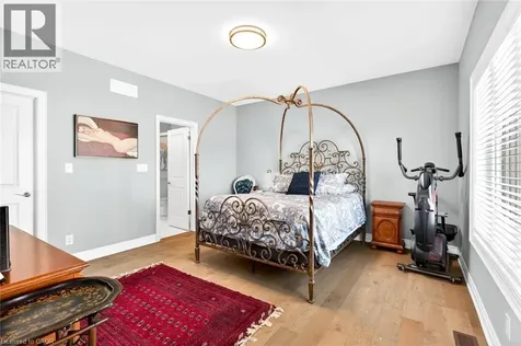 3757 St. Peter Avenue Niagara Falls ON L2J 0G2