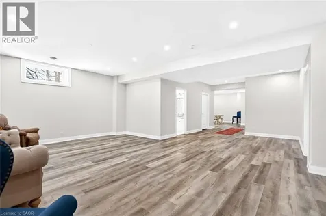 3757 St. Peter Avenue Niagara Falls ON L2J 0G2
