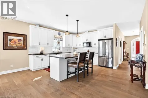 3757 St. Peter Avenue Niagara Falls ON L2J 0G2