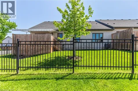 3757 St. Peter Avenue Niagara Falls ON L2J 0G2