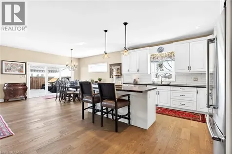 3757 St. Peter Avenue Niagara Falls ON L2J 0G2