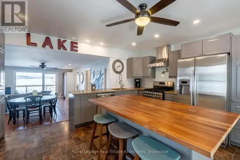 398 Gilbert Bay Lane Wollaston ON K0L 1P0