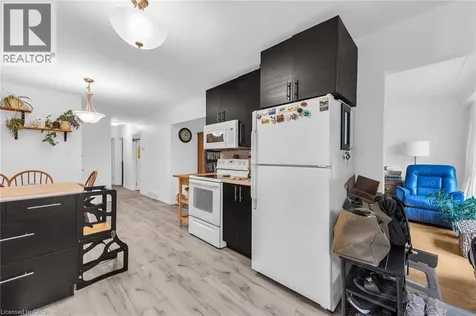5 Burrwood Drive Hamilton ON L9C 3S9