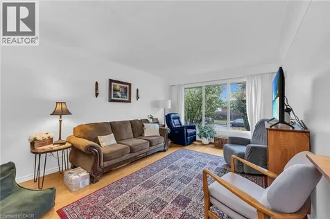 5 Burrwood Drive Hamilton ON L9C 3S9