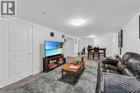 5 Burrwood Drive Hamilton ON L9C 3S9