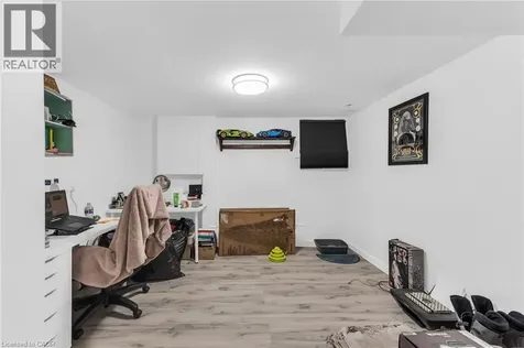 5 Burrwood Drive Hamilton ON L9C 3S9