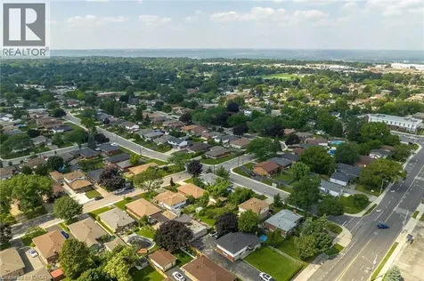 5 Burrwood Drive Hamilton ON L9C 3S9