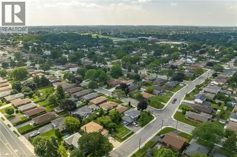 5 Burrwood Drive Hamilton ON L9C 3S9