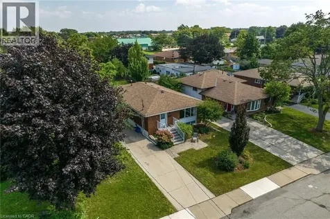 5 Burrwood Drive Hamilton ON L9C 3S9