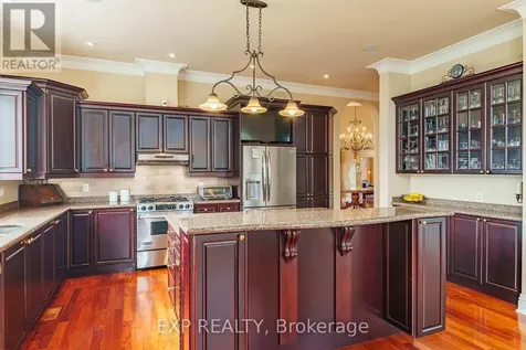 1283 Rideau Cove Court Ottawa ON K1V 1R8
