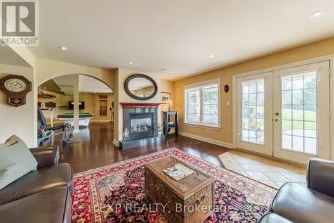 1283 Rideau Cove Court Ottawa ON K1V 1R8