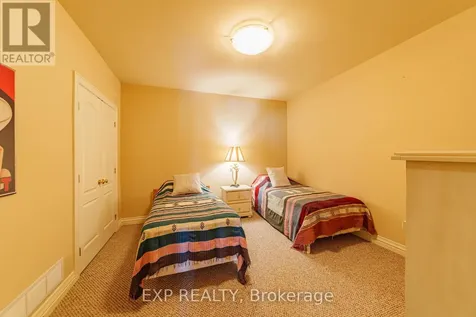 1283 Rideau Cove Court Ottawa ON K1V 1R8