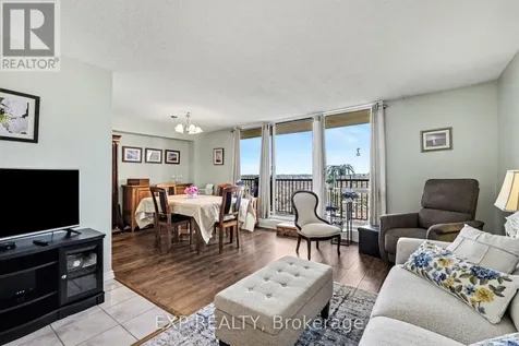 665 Bathgate Drive Ottawa ON K1K 3Y4