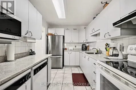665 Bathgate Drive Ottawa ON K1K 3Y4