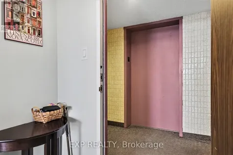 665 Bathgate Drive Ottawa ON K1K 3Y4