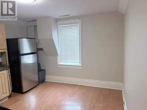 96 Brock Street West Uxbridge ON L9P 1P4