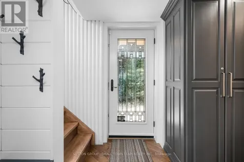 114 Lakeshore Road West Blue Mountains ON L9Y 0S6