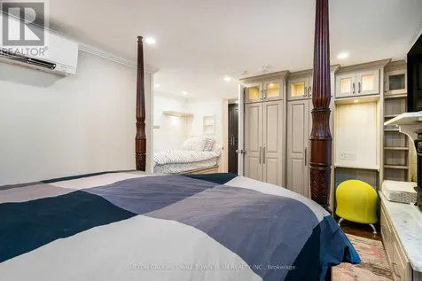 114 Lakeshore Road West Blue Mountains ON L9Y 0S6