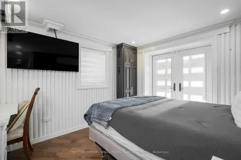 114 Lakeshore Road West Blue Mountains ON L9Y 0S6
