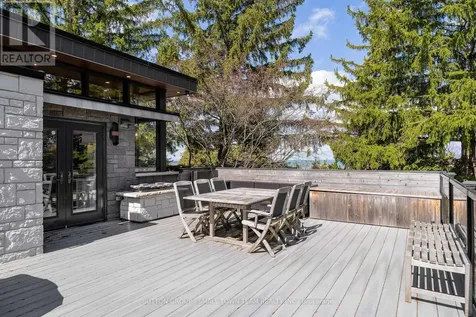 114 Lakeshore Road West Blue Mountains ON L9Y 0S6