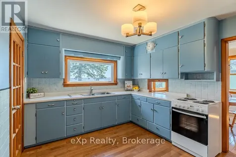 673 Gould Street South Bruce Peninsula ON N0H 2T0