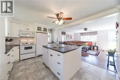 9948 Northville Crescent Thedford ON N0M 2N0