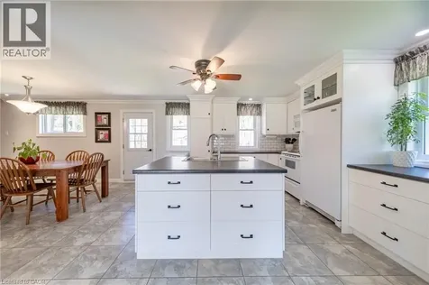 9948 Northville Crescent Thedford ON N0M 2N0