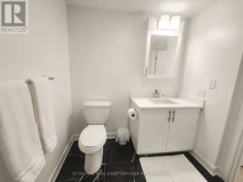 340 Queen Street Ottawa ON K1R 0G1